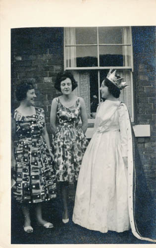 Dorothy with Daisy and Myra Cook