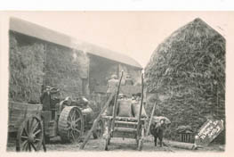 Using a traction engine for threshing