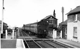 Rail crossover in Hambleton Station